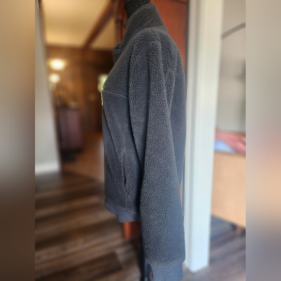 J. Crew fleece pullover, size medium, blue/green color - Picture 4 of 6